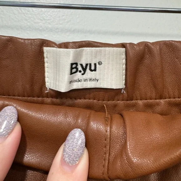 B.YU Italy Womens Faux Leather Pants Medium Camel Skinny Designer Chic Brown - Picture 2 of 7